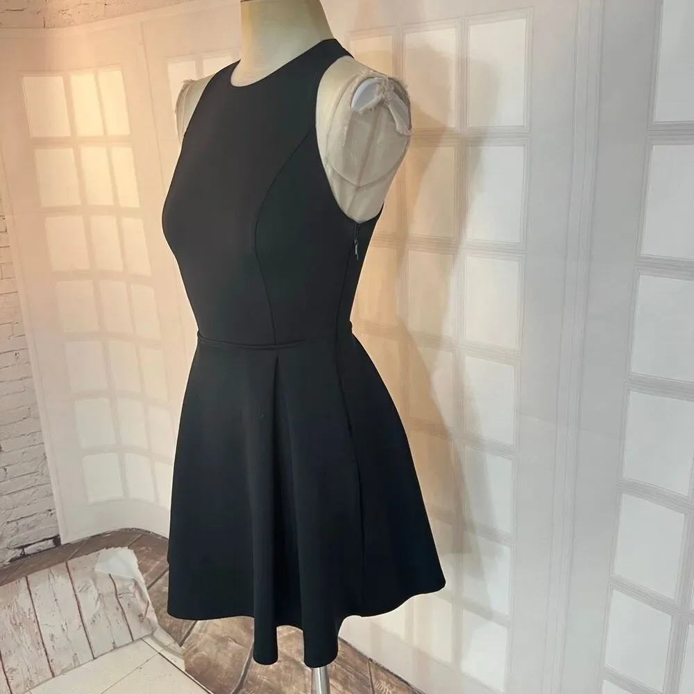 Abercrombie & Fitch Black Neoprene Cut Out Sleeveless Skater Mini Dress Size Med - Picture 3 of 9
